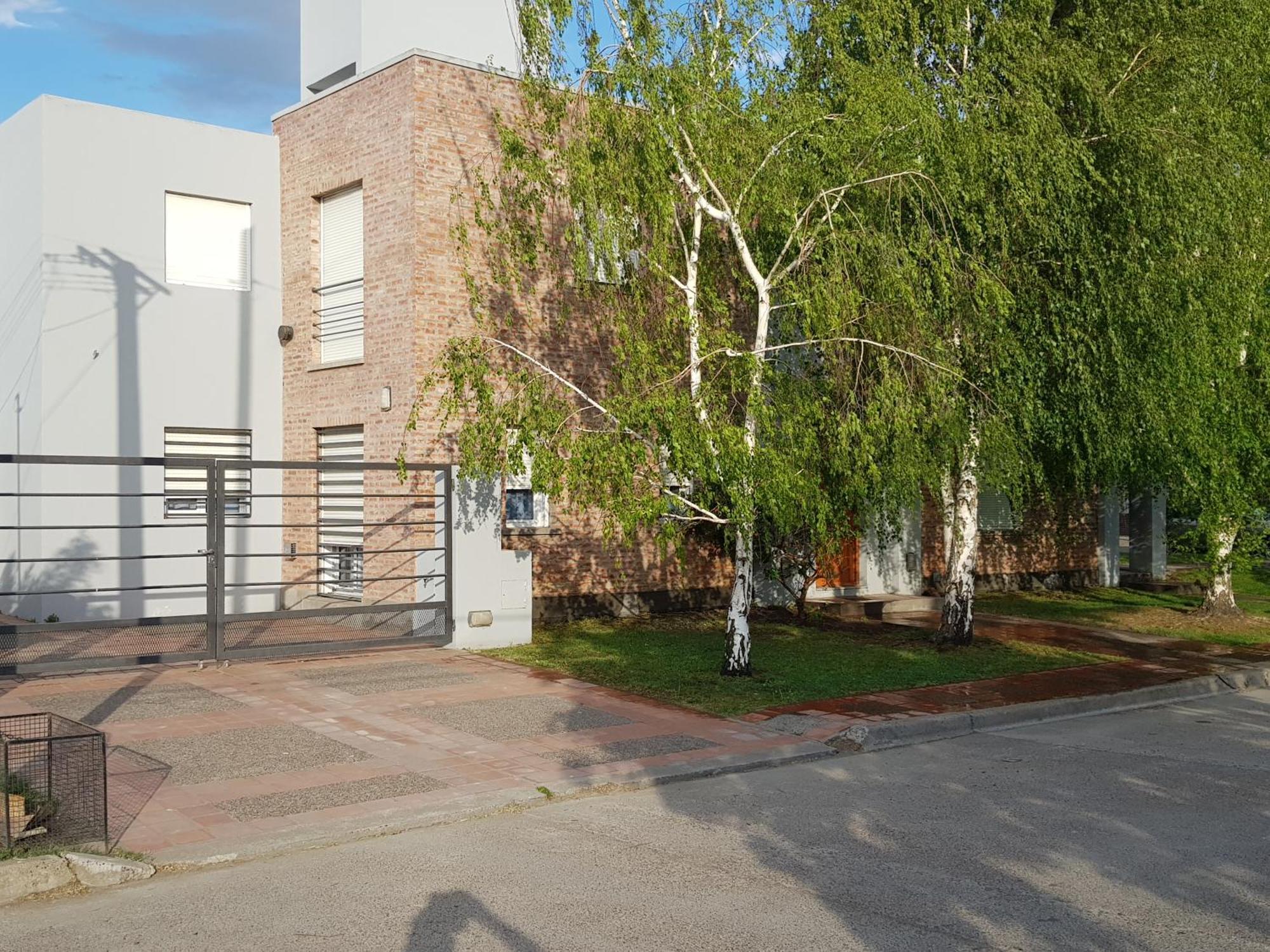 Departamentos Alsina 1 Viedma Exterior foto
